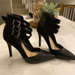 Jessica Simpson Black Heels - size 6.5